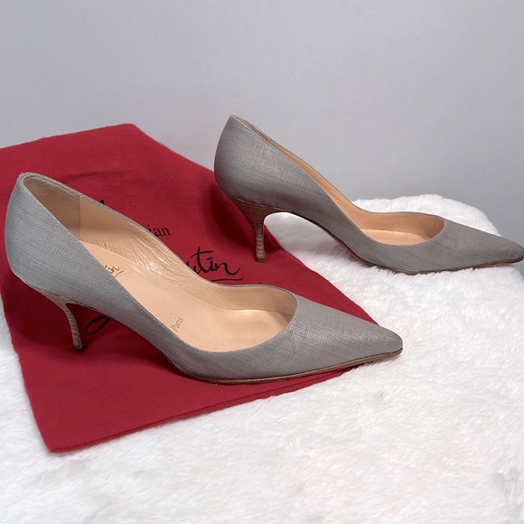 Christian Louboutin Gray/Silver Pointed Toe pump size 37 - Picture 6 of 11